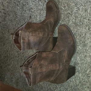 Brown suede boots. Size 10.